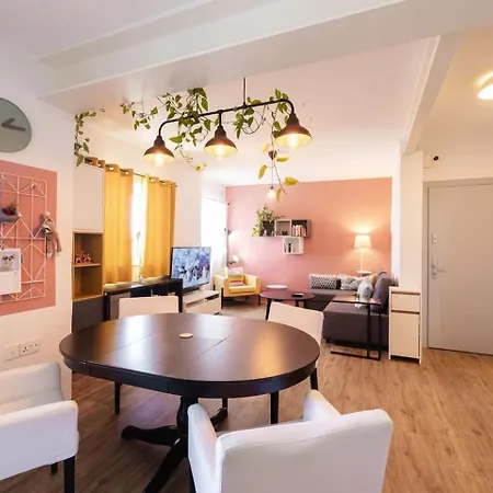 Rinella House דירה בירגו