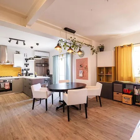 Rinella House דירה *