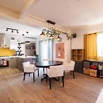 Rinella House Apartmán *