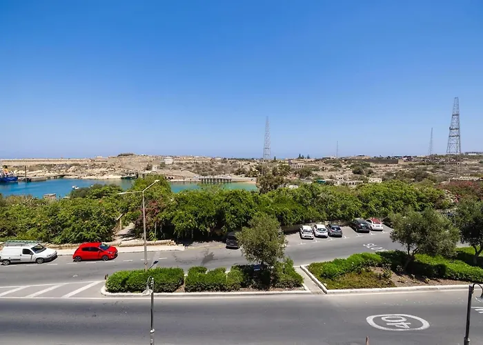 Lägenhet Rinella House